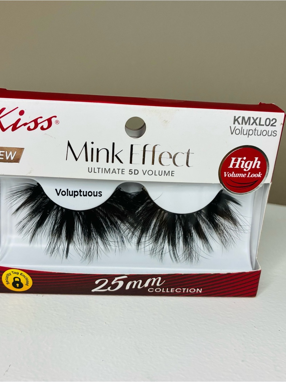 Kiss Mink Effect Voluptuous False Lashes - Black